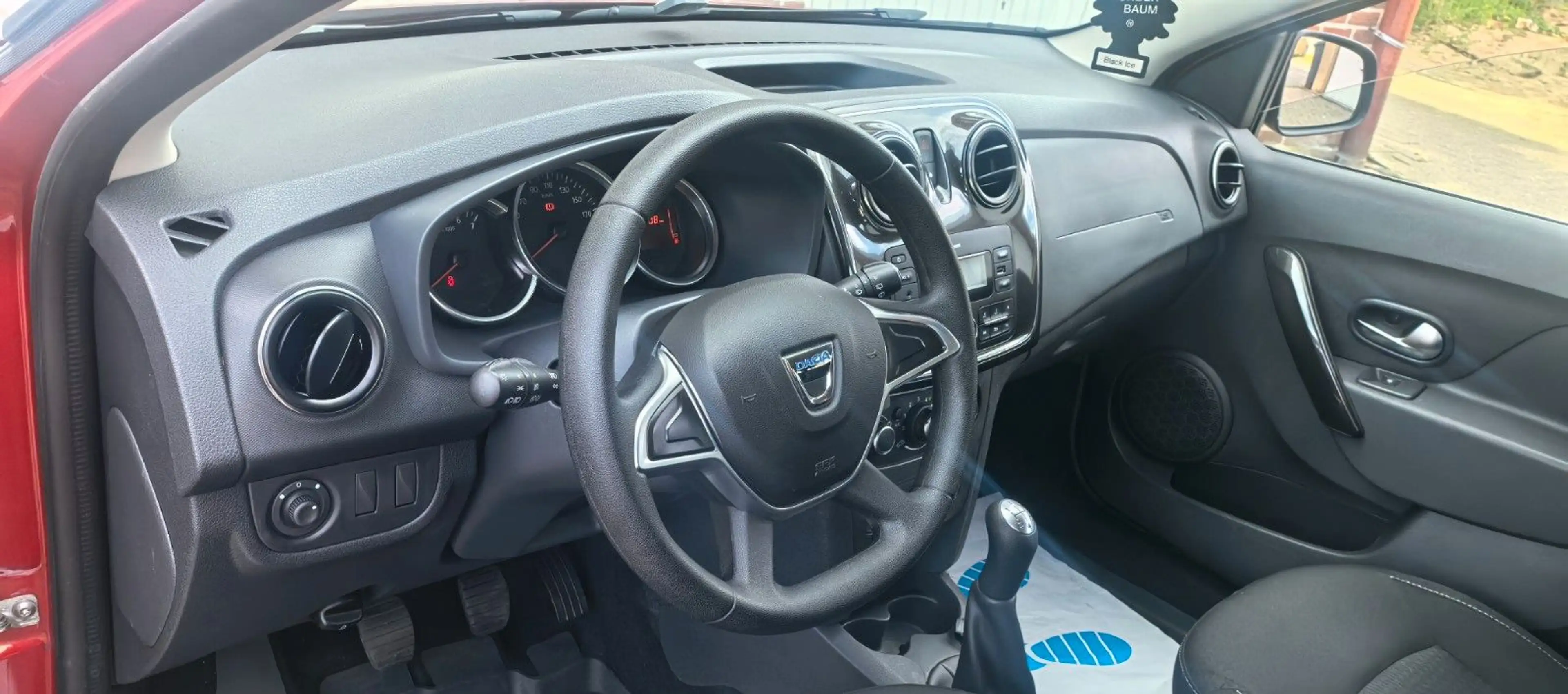 Dacia Logan MCV II Kombi Comfort Neu Bereift — photo 30