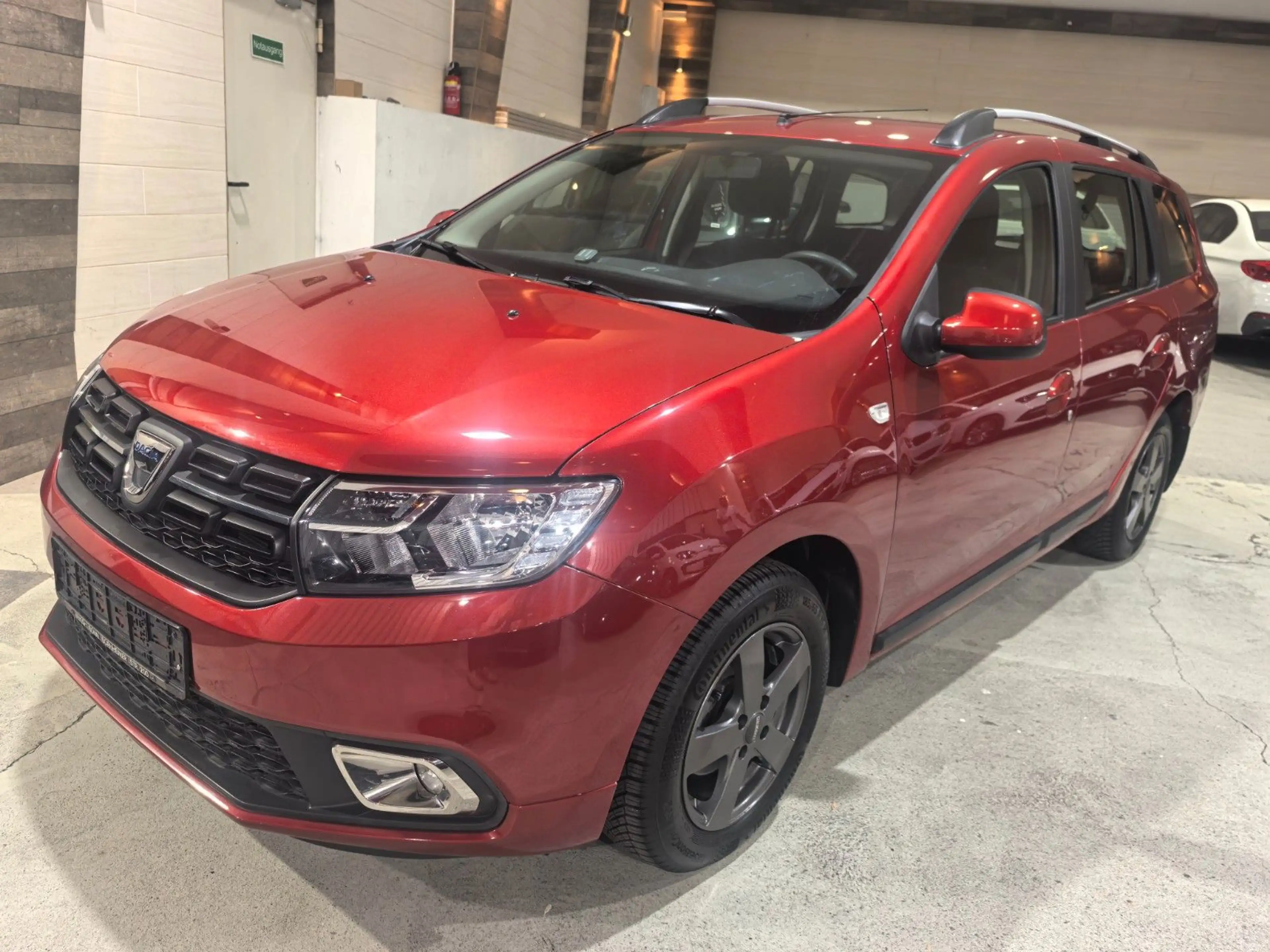 Dacia Logan MCV II Kombi Comfort Neu Bereift — photo 4