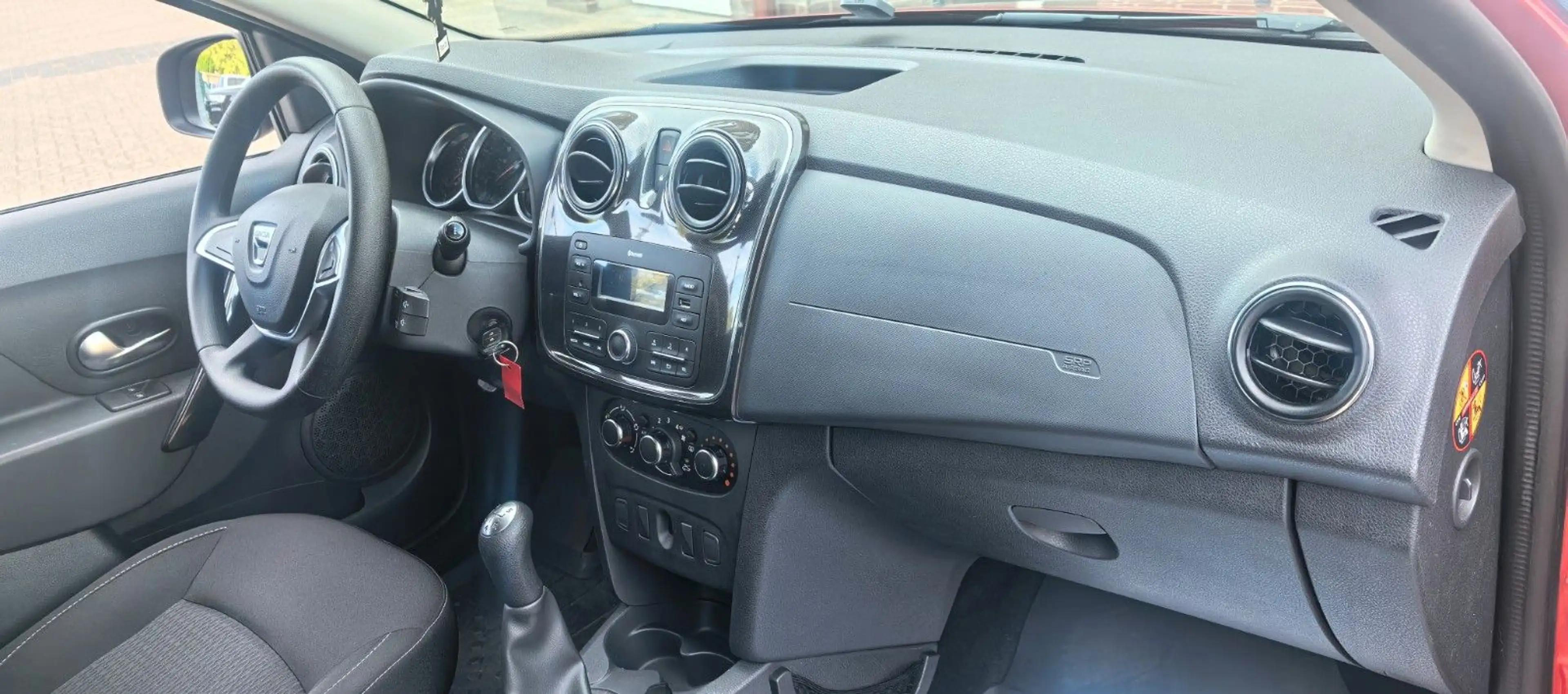 Dacia Logan MCV II Kombi Comfort Neu Bereift — photo 14