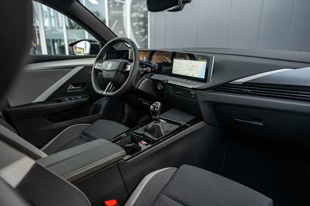 Opel Astra 1.2 Turbo Edition|Navi|Cruise|Camera|Car-Play 14