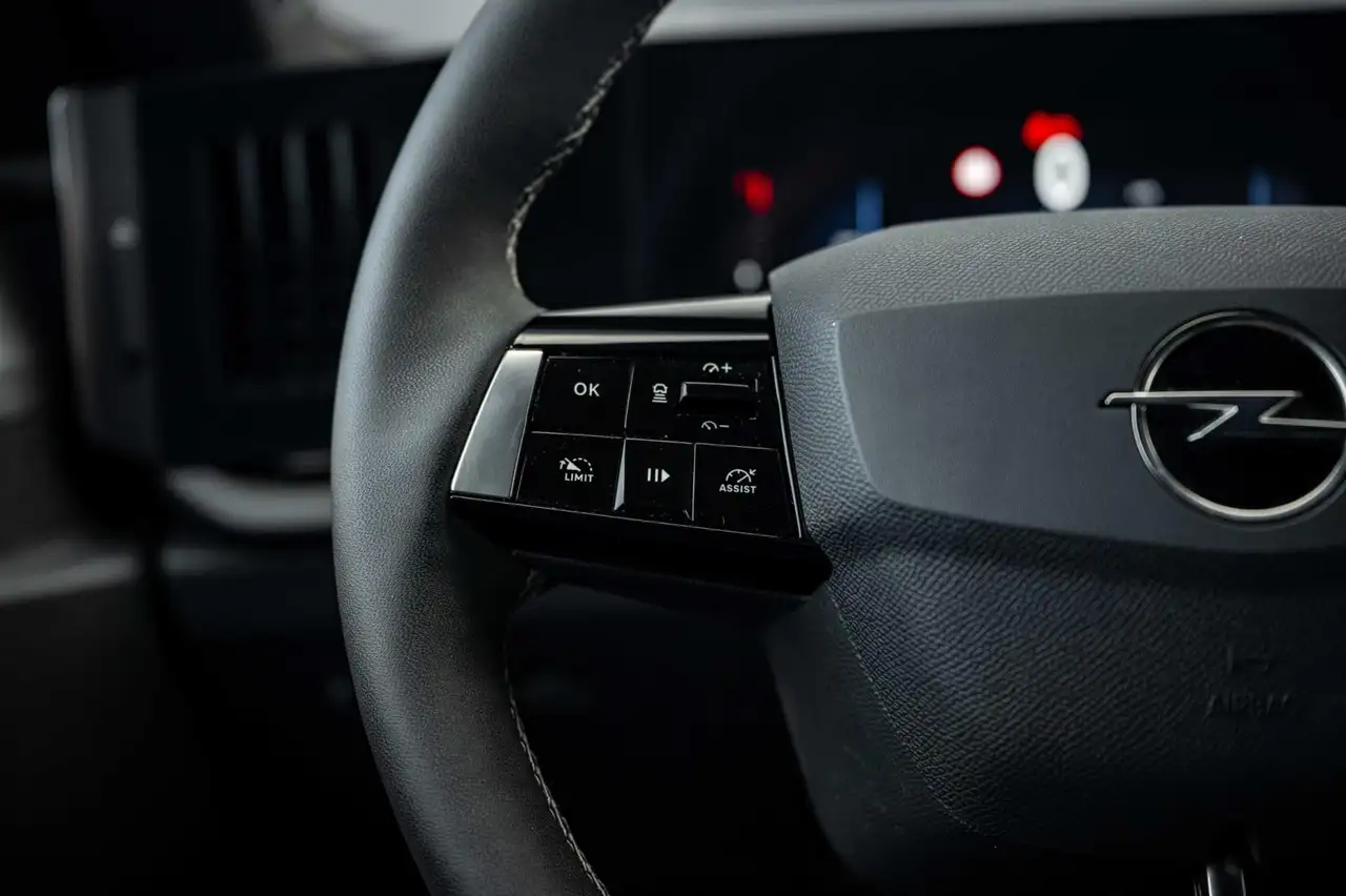 Opel Astra 1.2 Turbo Edition|Navi|Cruise|Camera|Car-Play 18