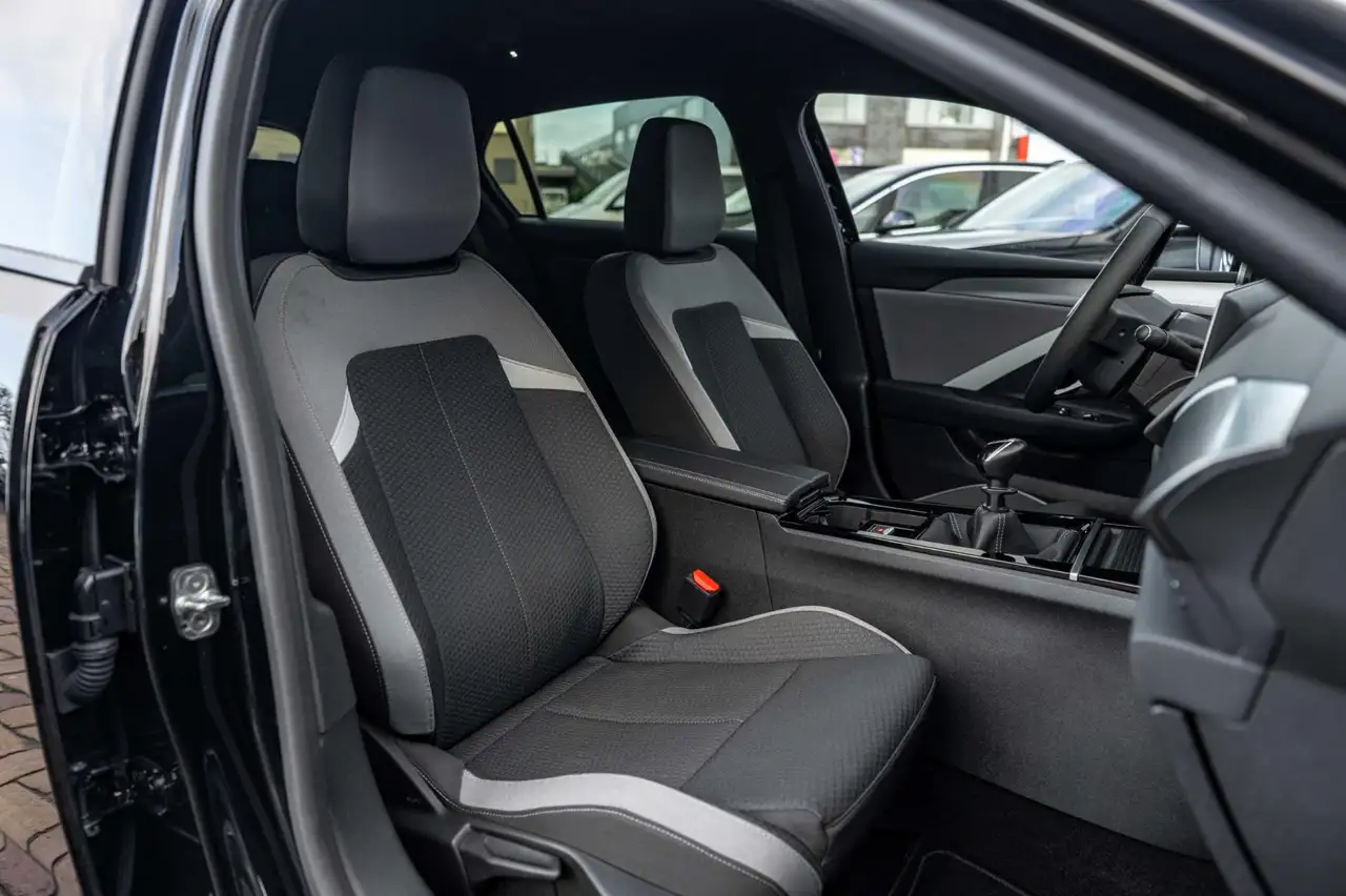 Opel Astra 1.2 Turbo Edition|Navi|Cruise|Camera|Car-Play 15