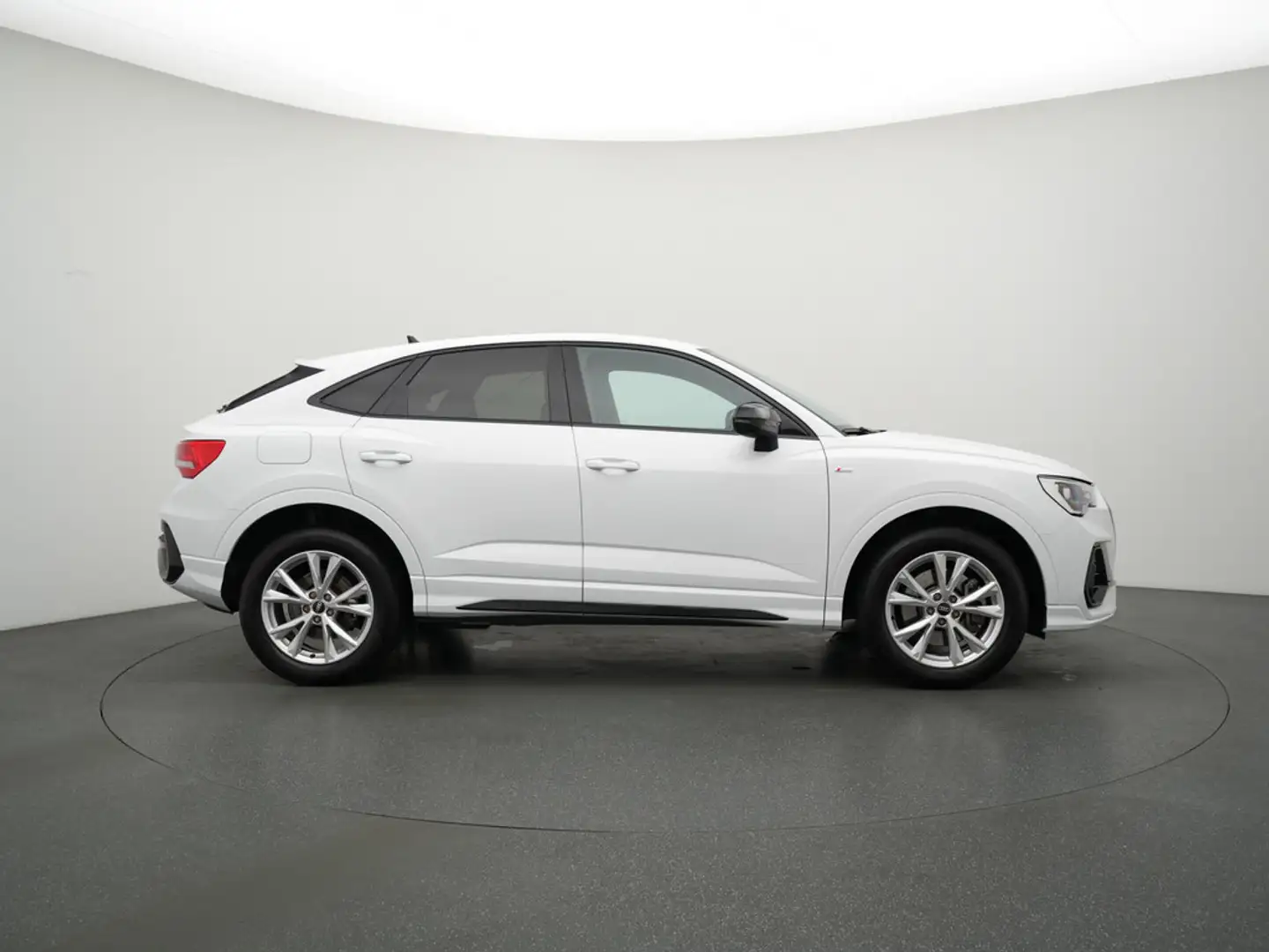 Audi Q3 Sportback e S line S-TRON AHK NAVI VIRT LE Weiß - 2
