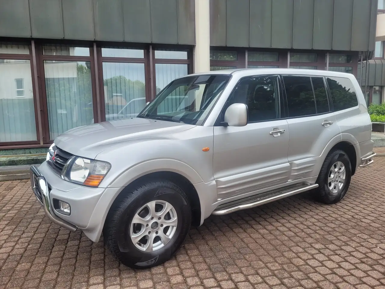 Mitsubishi Pajero 3.2 DI-D Elegance Nur 84 Tkm-1 Hd-AHK 3.3, foto 2
