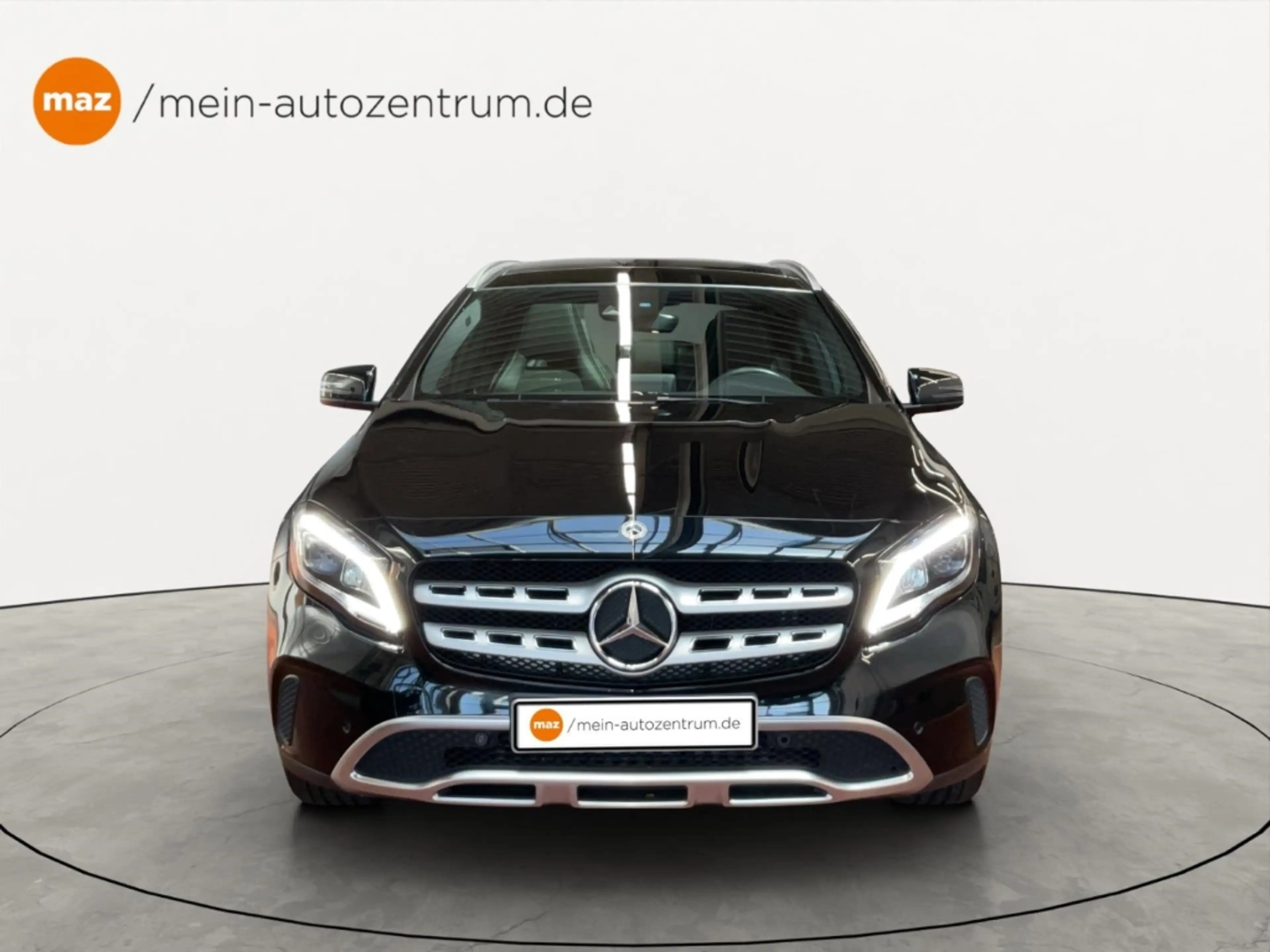 Mercedes-Benz GLA 200 Urban Alu LED AHK Pano Kamera Navi — photo 2