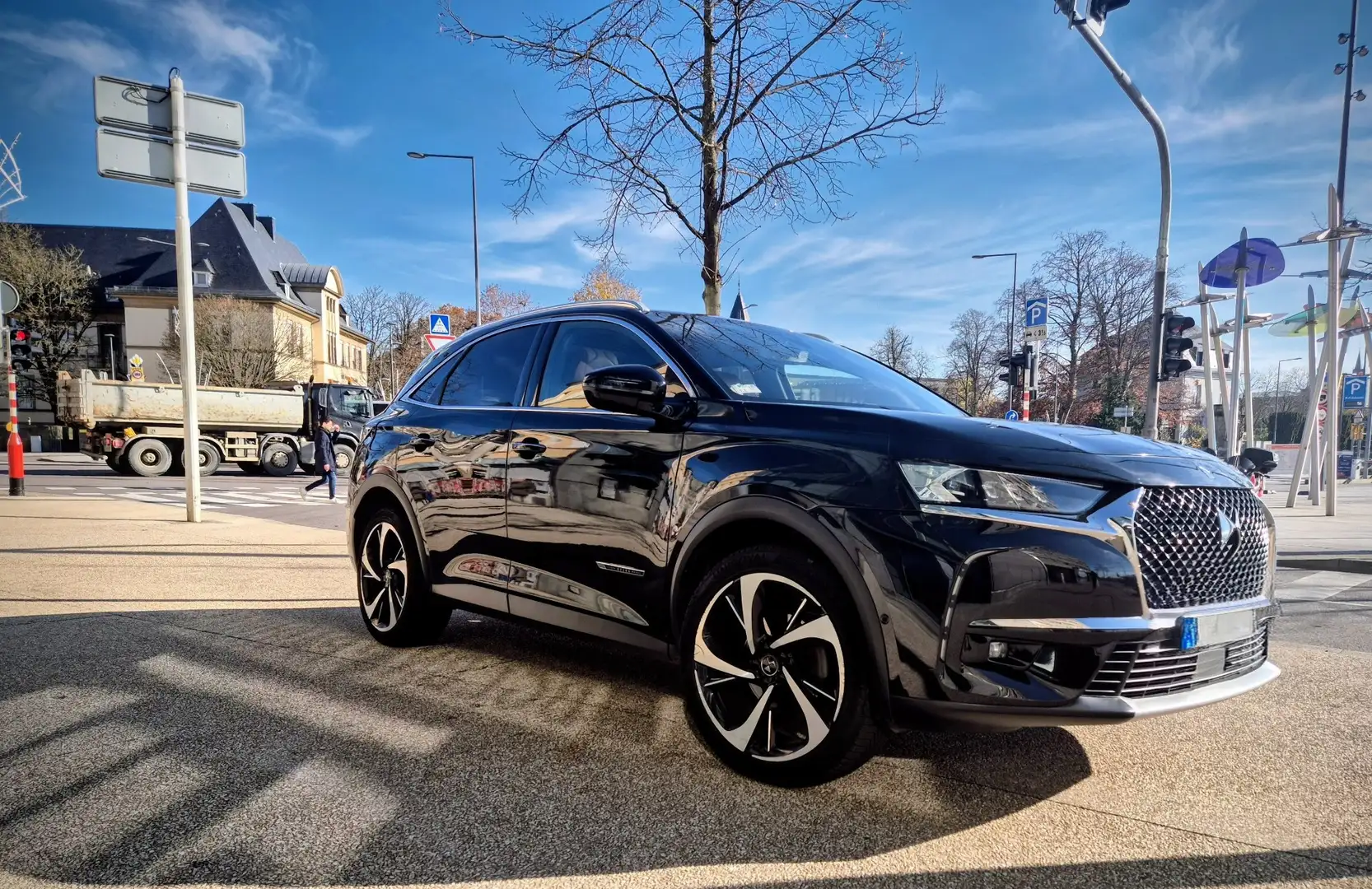 DS Automobiles DS 7 Opera grand chic toute option, toit ouvrant all Noir - 1