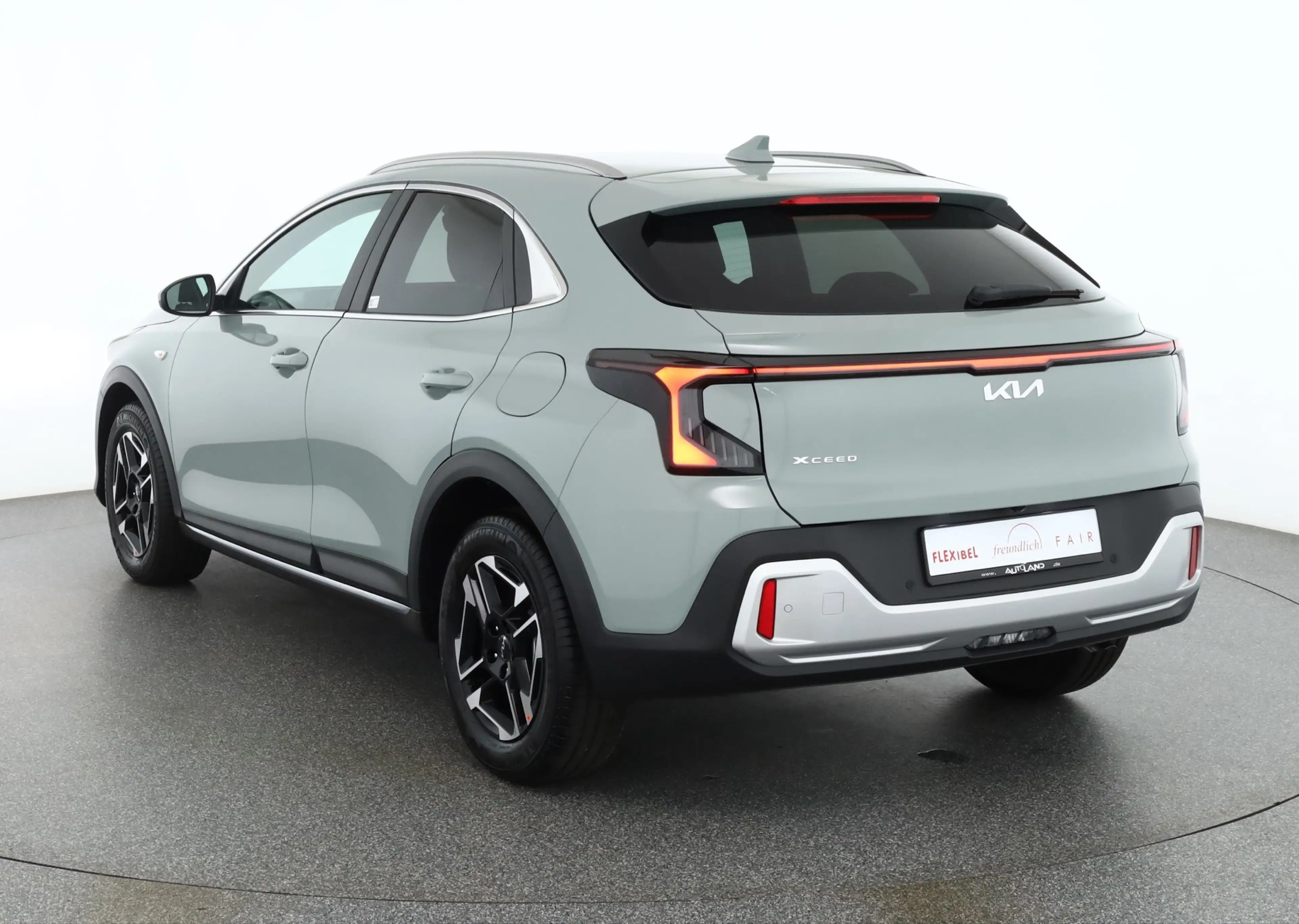 Kia XCeed 1.6 T-GDI Aut. n. Modell LED Navi Kamera — photo 3