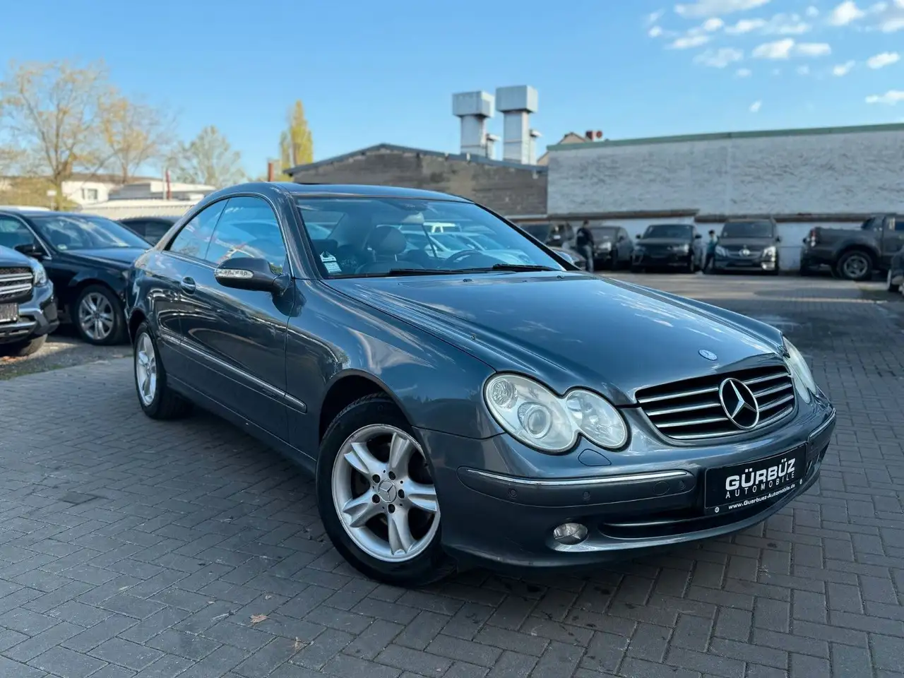 Mercedes-Benz CLK 320