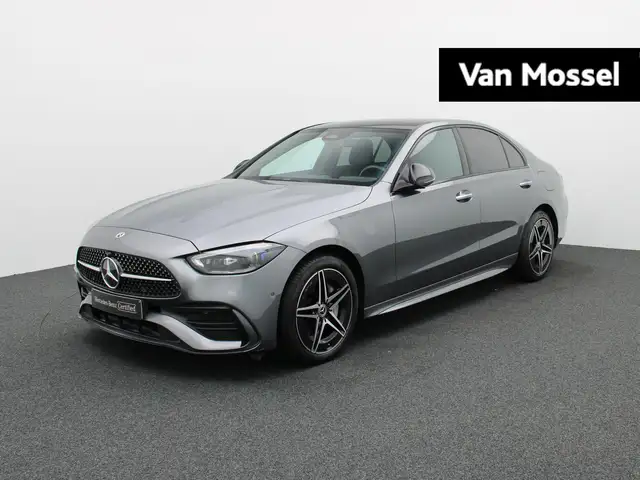 Mercedes-Benz C 300 e AMG Line + LEDER + BURMESTER + PANO DAK + TREKHA