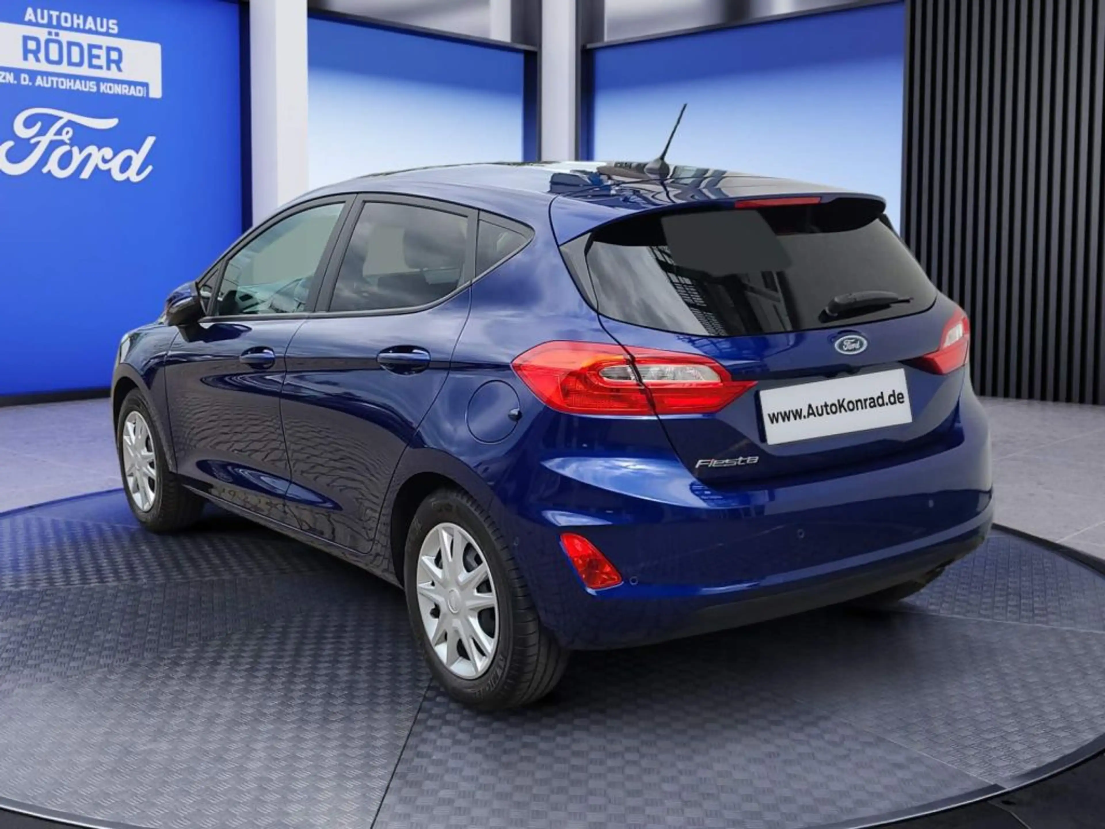 Ford Fiesta 1.1 COOL&CONNECT — photo 4