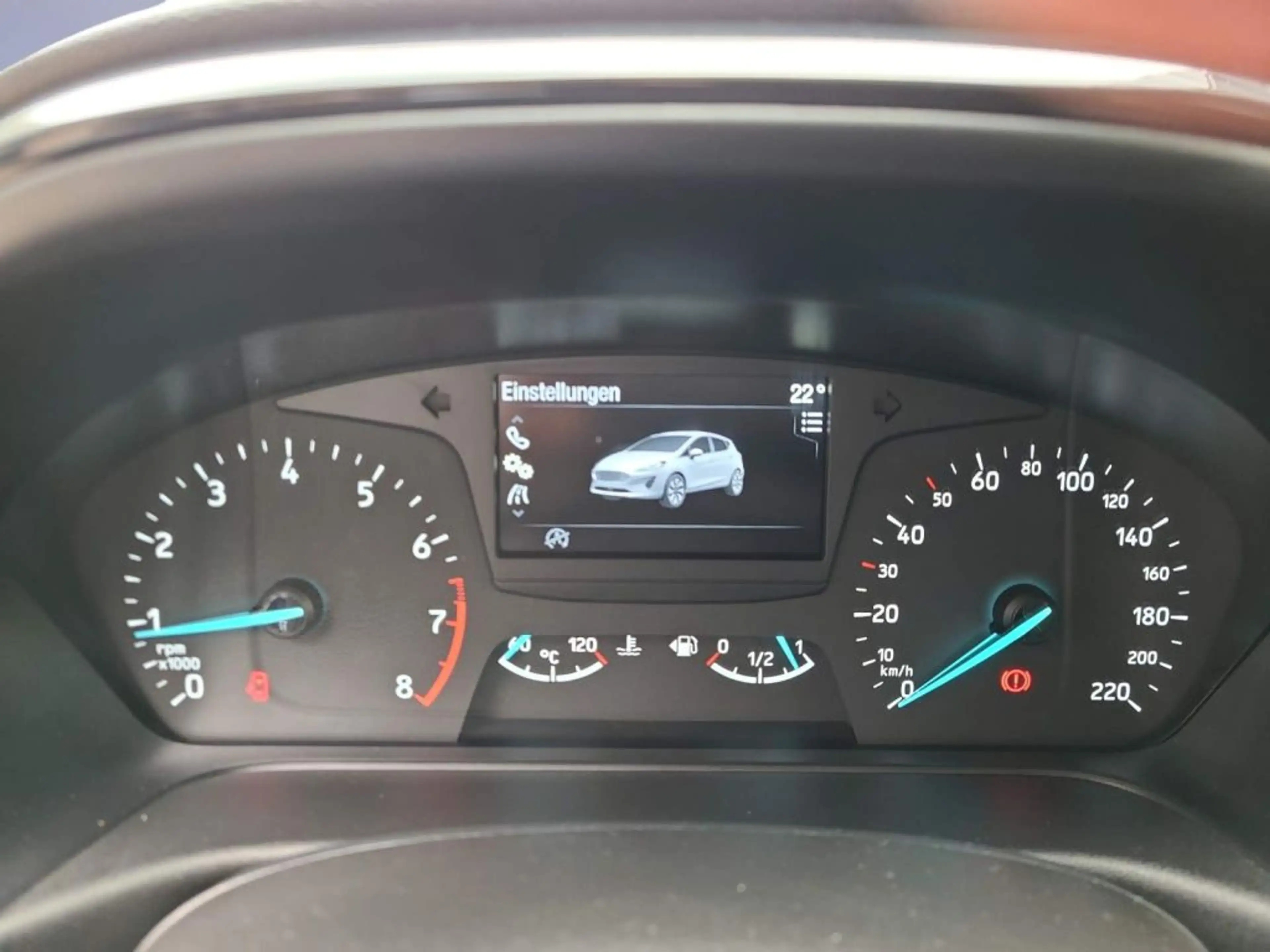 Ford Fiesta 1.1 COOL&CONNECT — photo 12