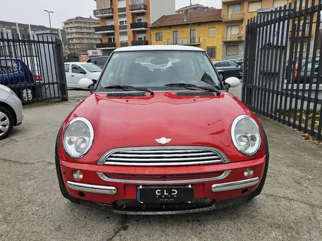 Mini Cooper Cooper view 2