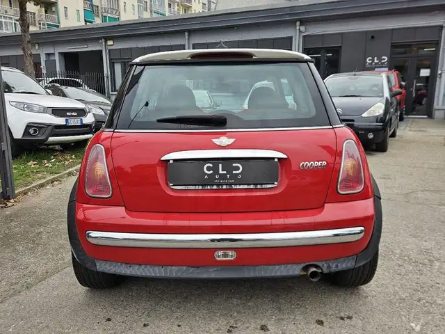 Mini Cooper Cooper view 4