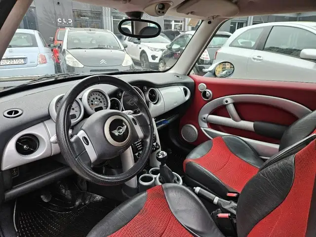 Mini Cooper Cooper view 6