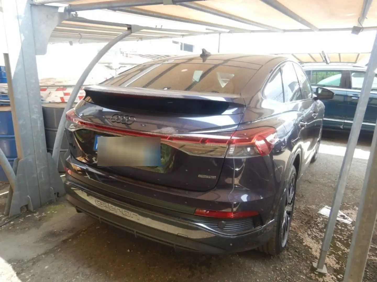 Audi Q4 e-tron Sportback 45 quattro S line Optikpaket schwarz Violet - 2