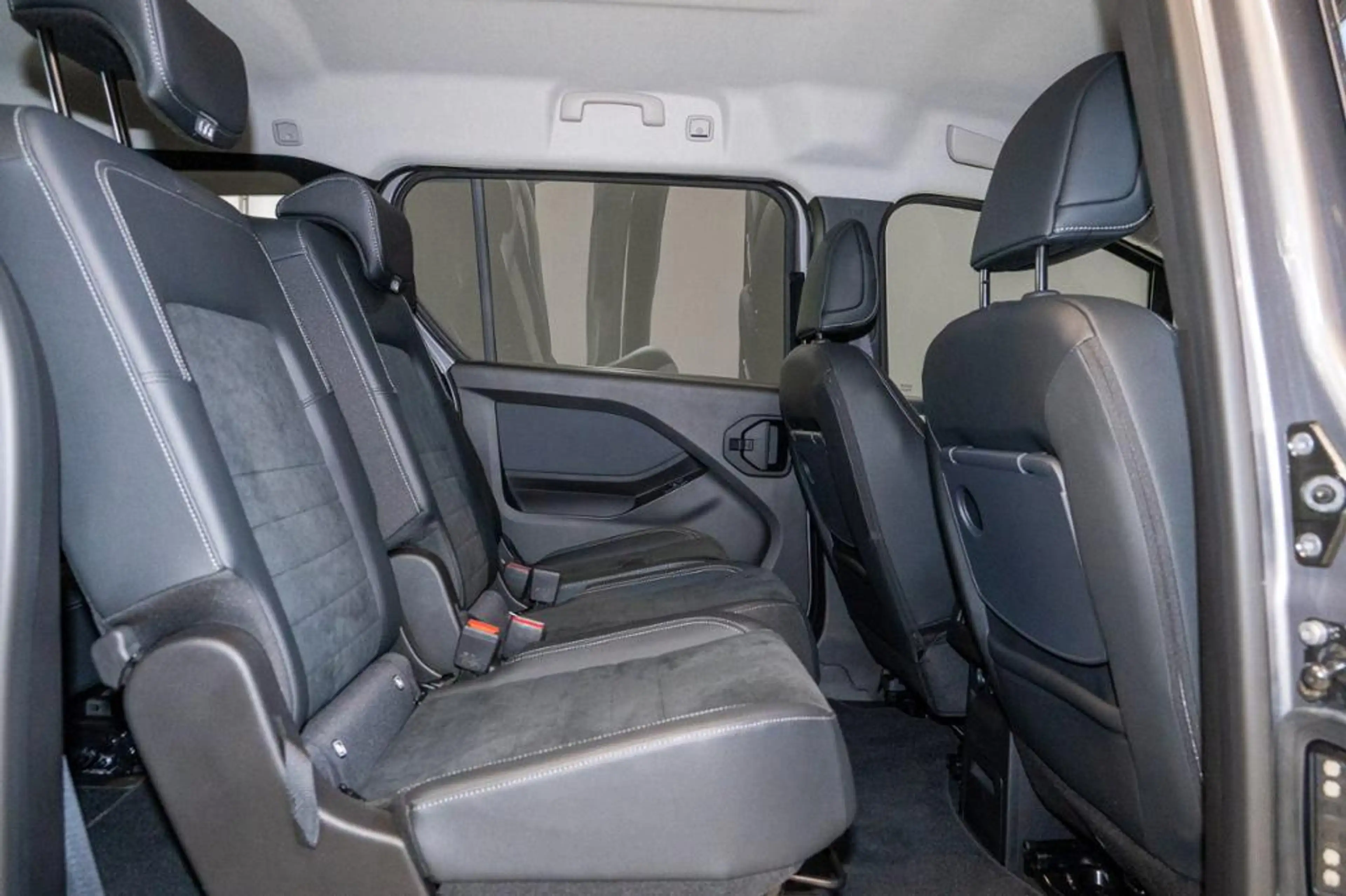 Mercedes-Benz T-Class T 180 *Lang Navi LED Kamera 7-Sitzer — photo 8