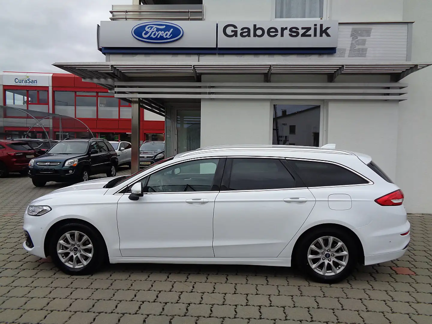 Ford Mondeo Traveller Titanium 2,0 Hybrid Aut. Weiß - 2