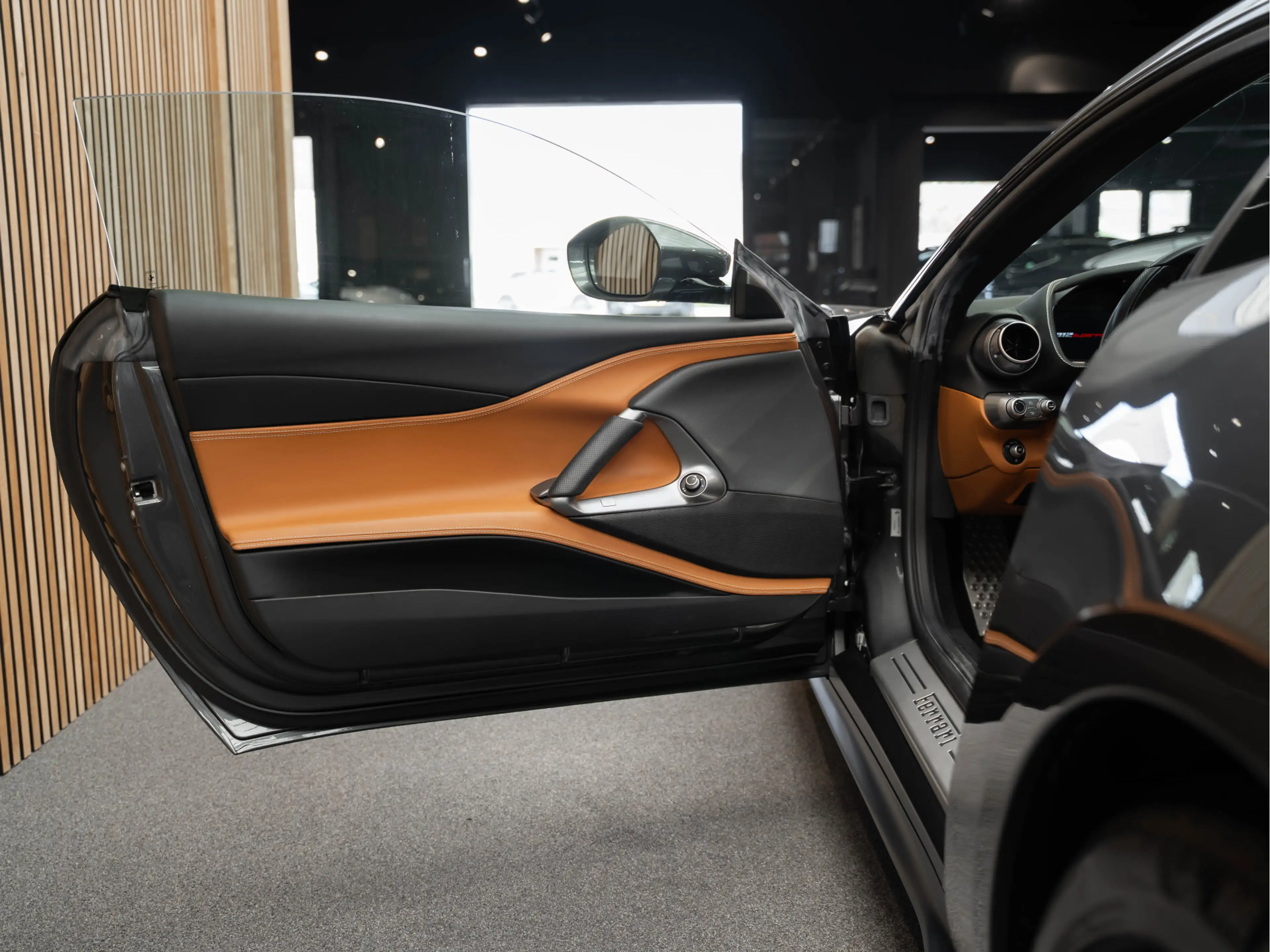 Ferrari 812 V12 Superfast HELE Carbon Sport Stoelen 6.5 V12 Su — photo 6