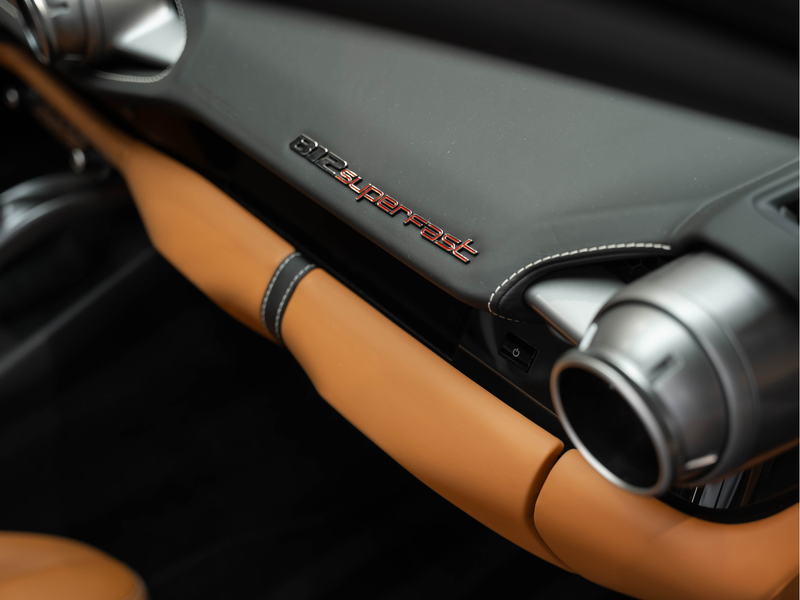 Ferrari 812 V12 Superfast HELE Carbon Sport Stoelen 6.5 V12 Su — photo 23