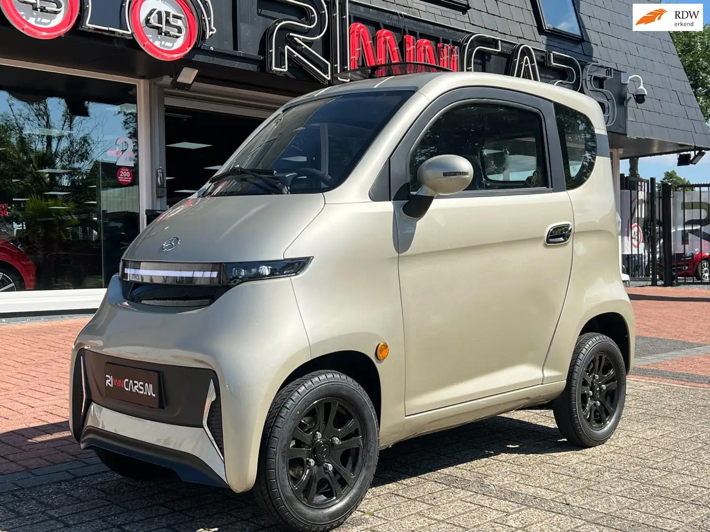 Otros Canta IVA Citycar brommobiel | Rijbewijsvrij | Nieuw 45k - 1