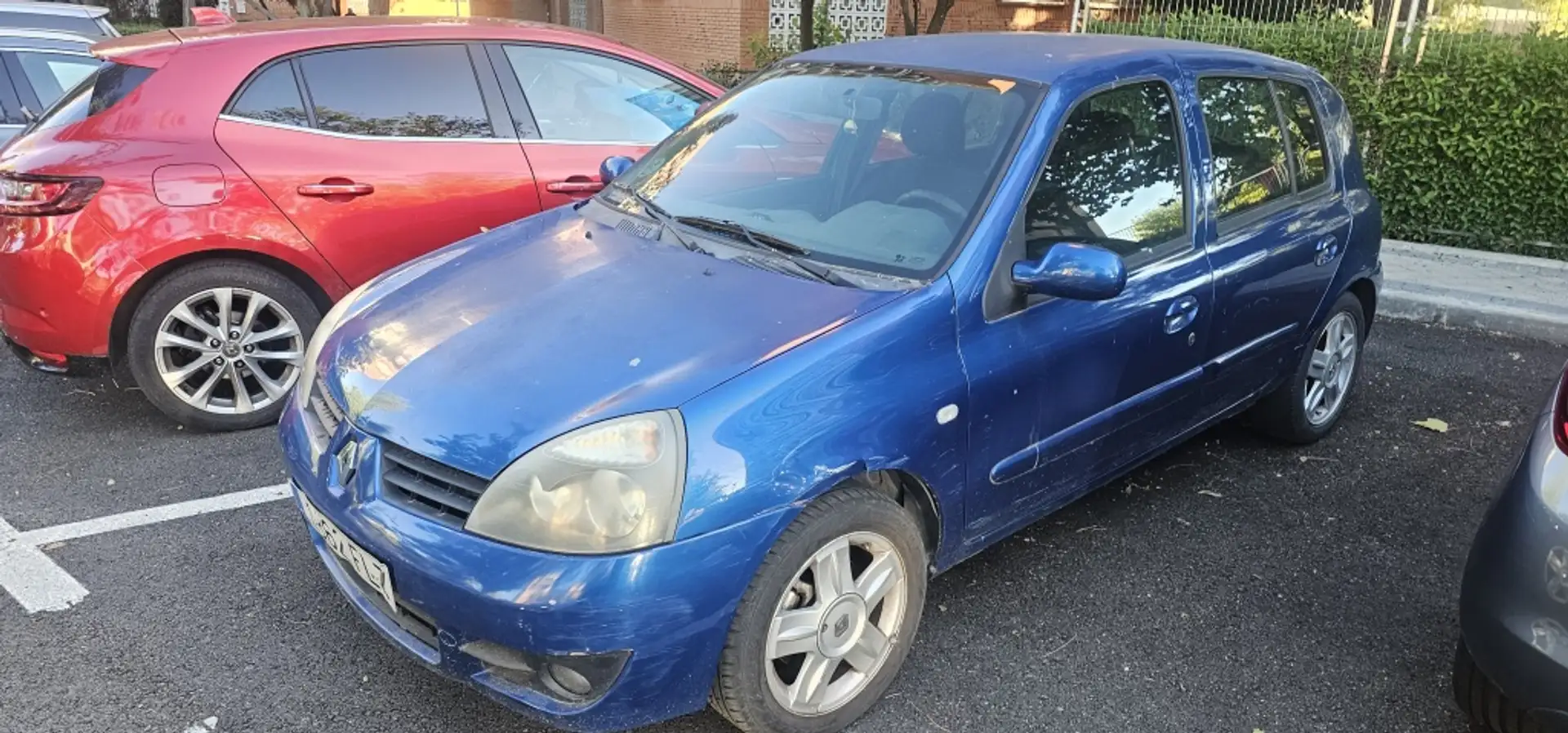 Renault Clio 1.2 16v Authentique Azul - 1