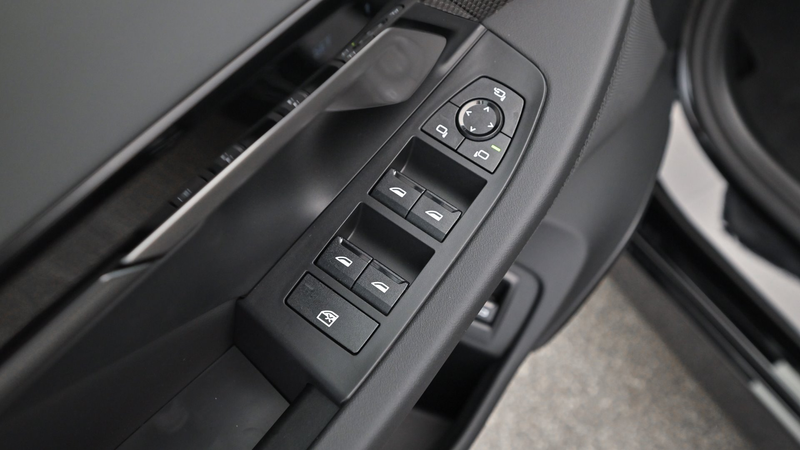 BMW 540 d xDrive — photo 11
