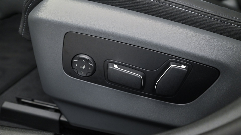 BMW 540 d xDrive — photo 12
