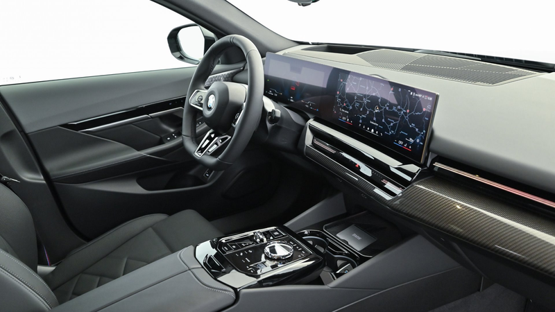 BMW 540 d xDrive — photo 14