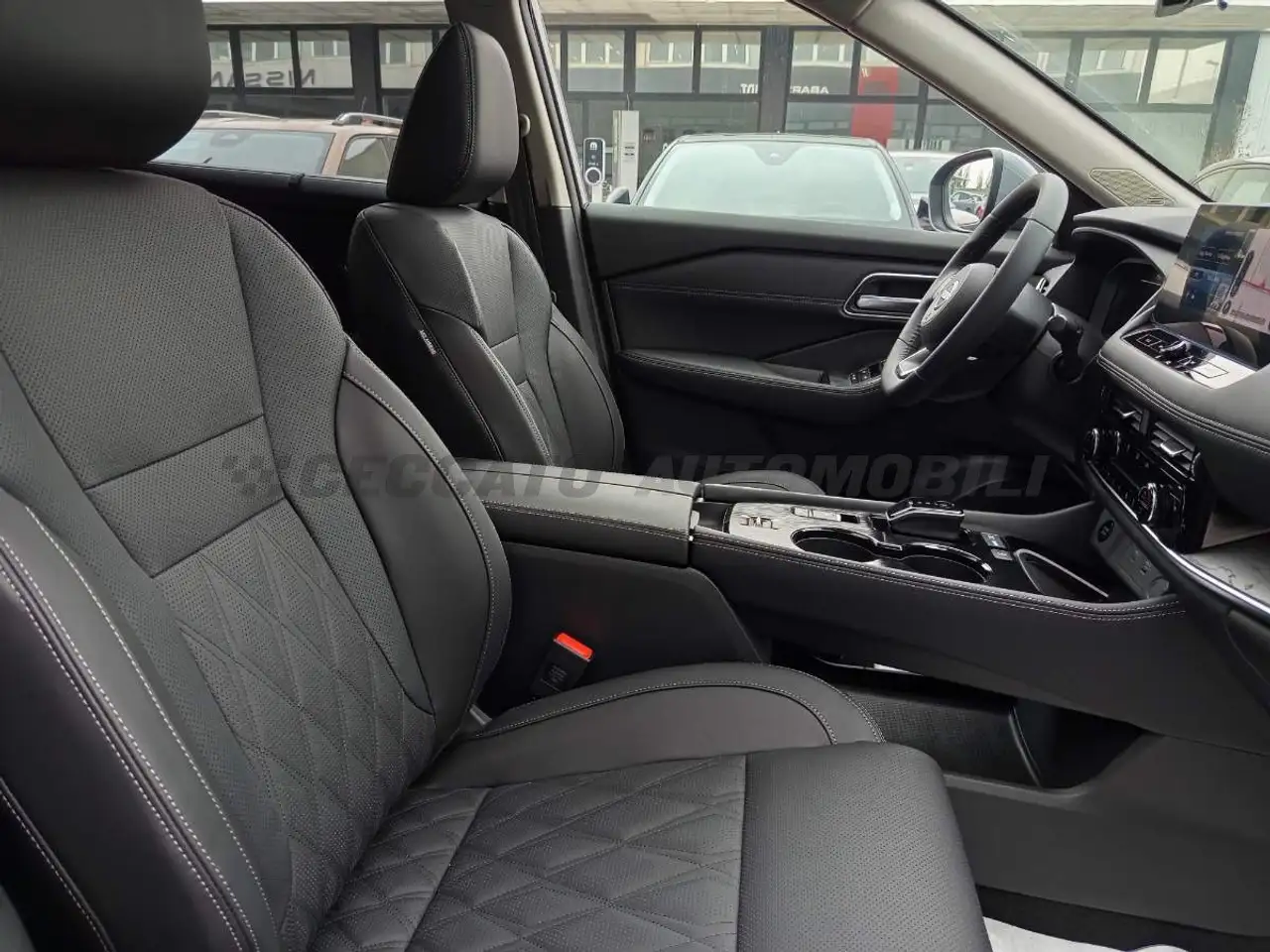 Nissan X-Trail 1.5 e-power Tekna 2wd auto 25