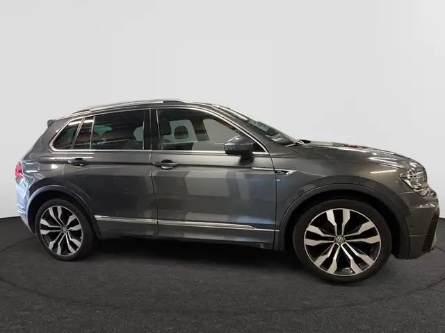 Volkswagen Tiguan view 11