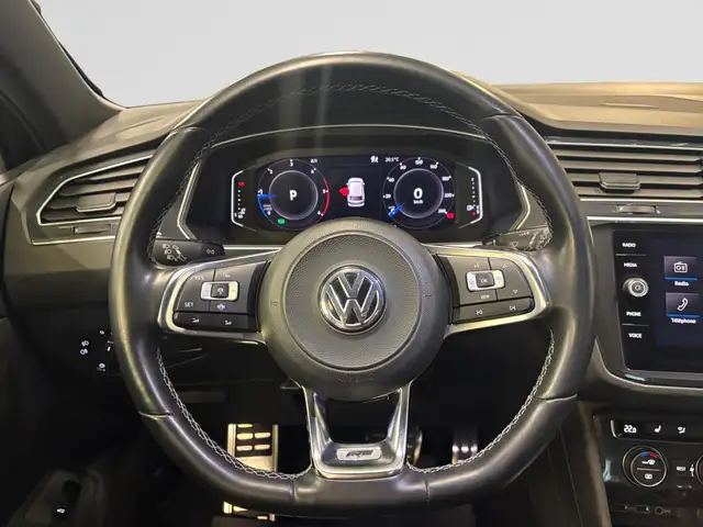 Volkswagen Tiguan view 5