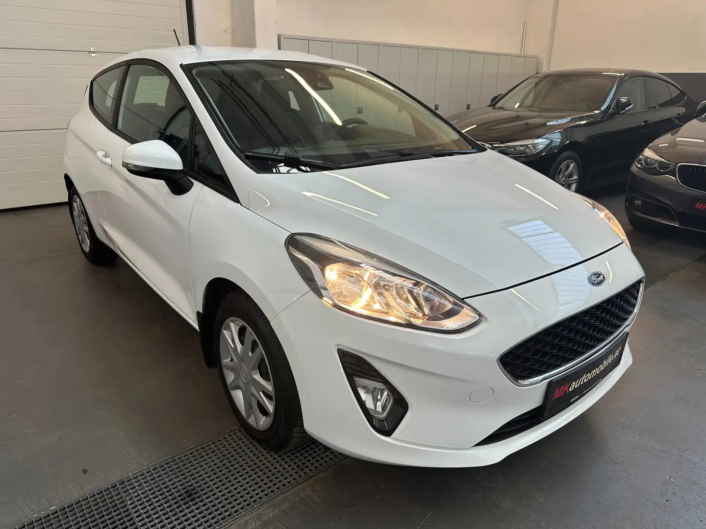 Ford Fiesta Trend 1,1 Start/Stop Weiß - 1