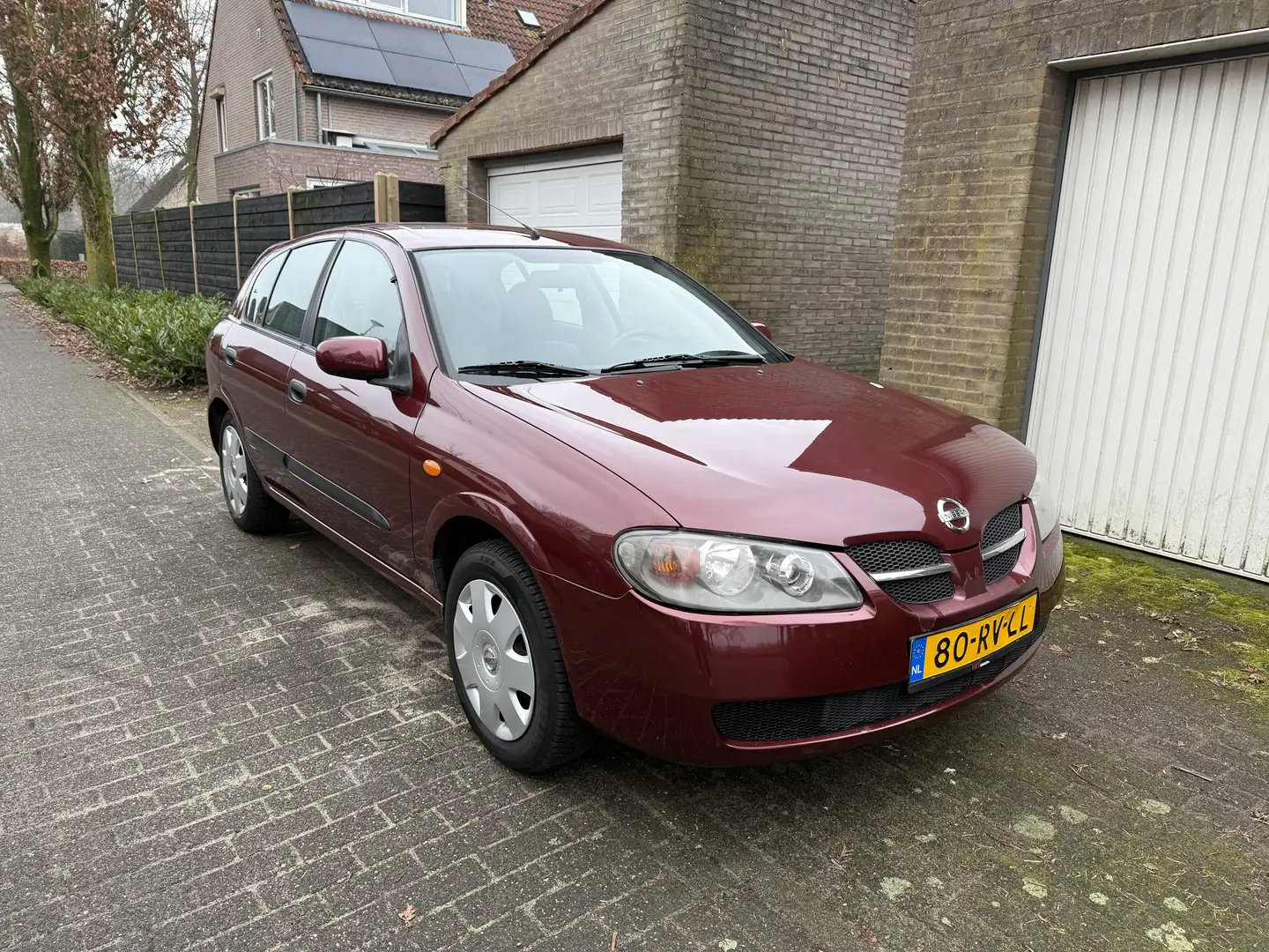 Nissan Almera 1.5 Visia Airco | 5drs | Nieuwe apk Rot - 1
