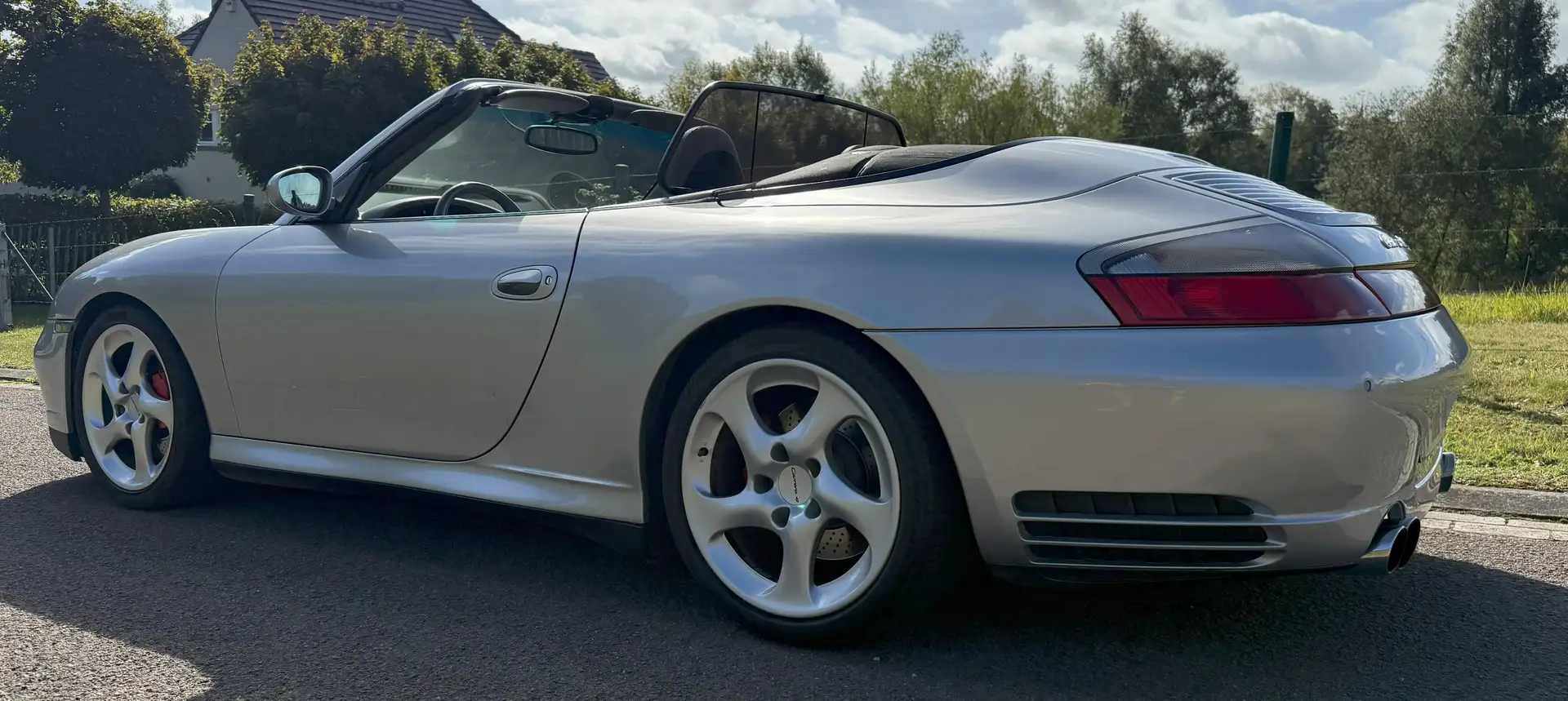 Porsche 996 Carrera 4S Zilver - 1