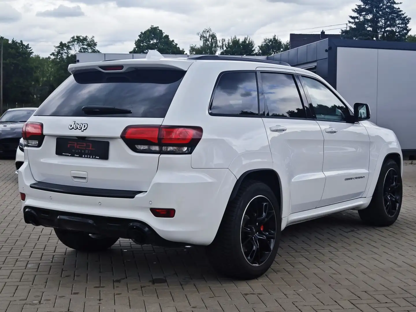 Jeep Grand Cherokee 6.4 V8 HEMI SRT|PANO|ACC|CAM|AHK| Weiß - 2