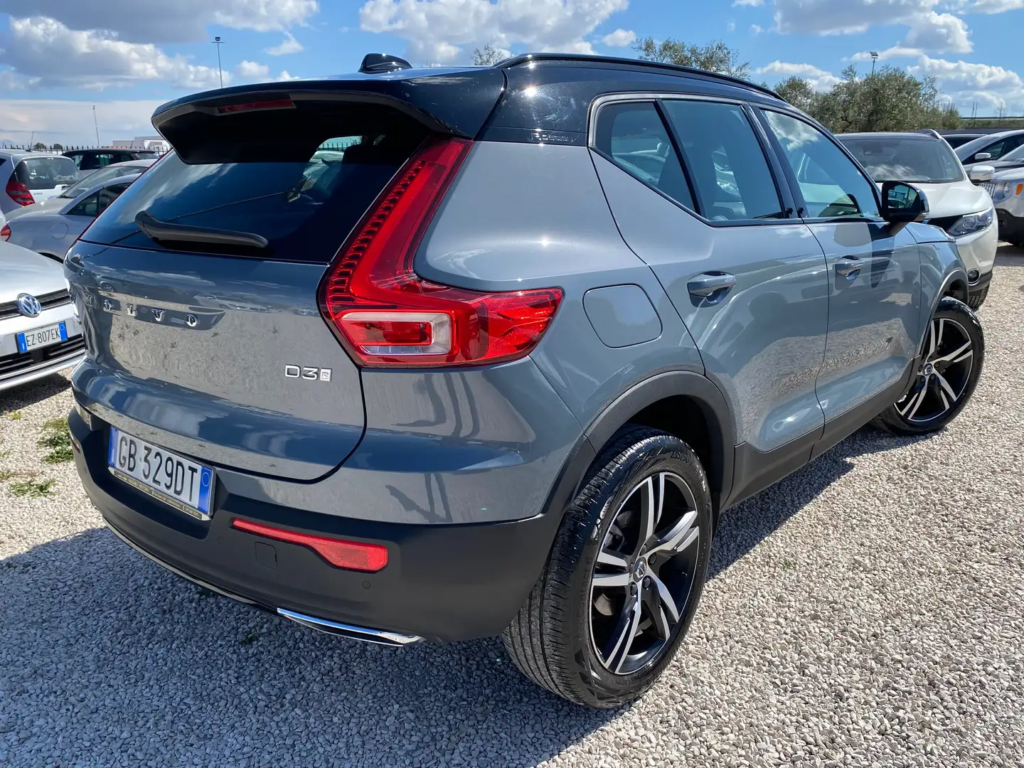Volvo XC40 XC40 2.0 d3 R-design geartronic my20 Černá - 2