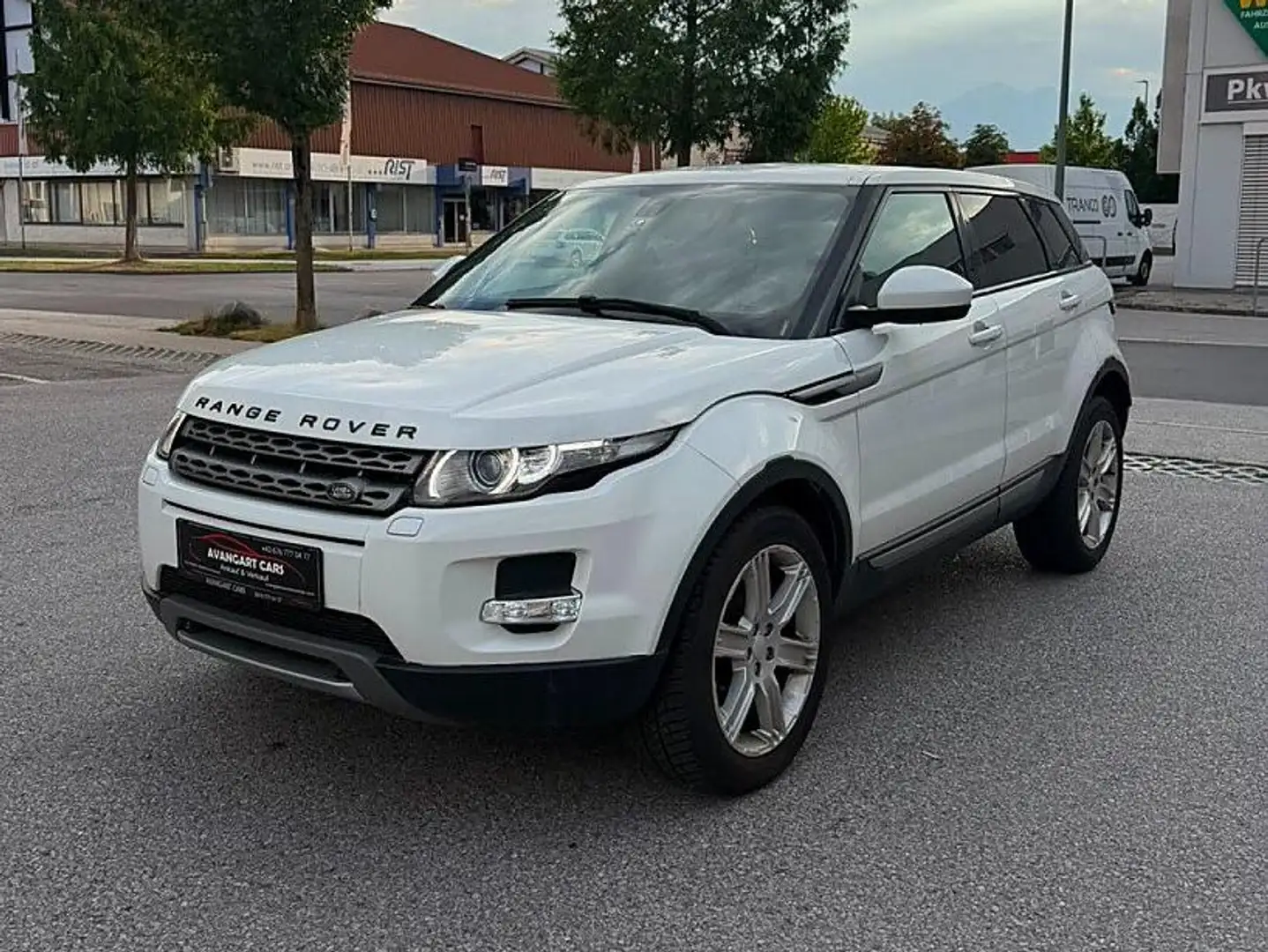 Land Rover Range Rover Evoque Pure Schwarz - 2