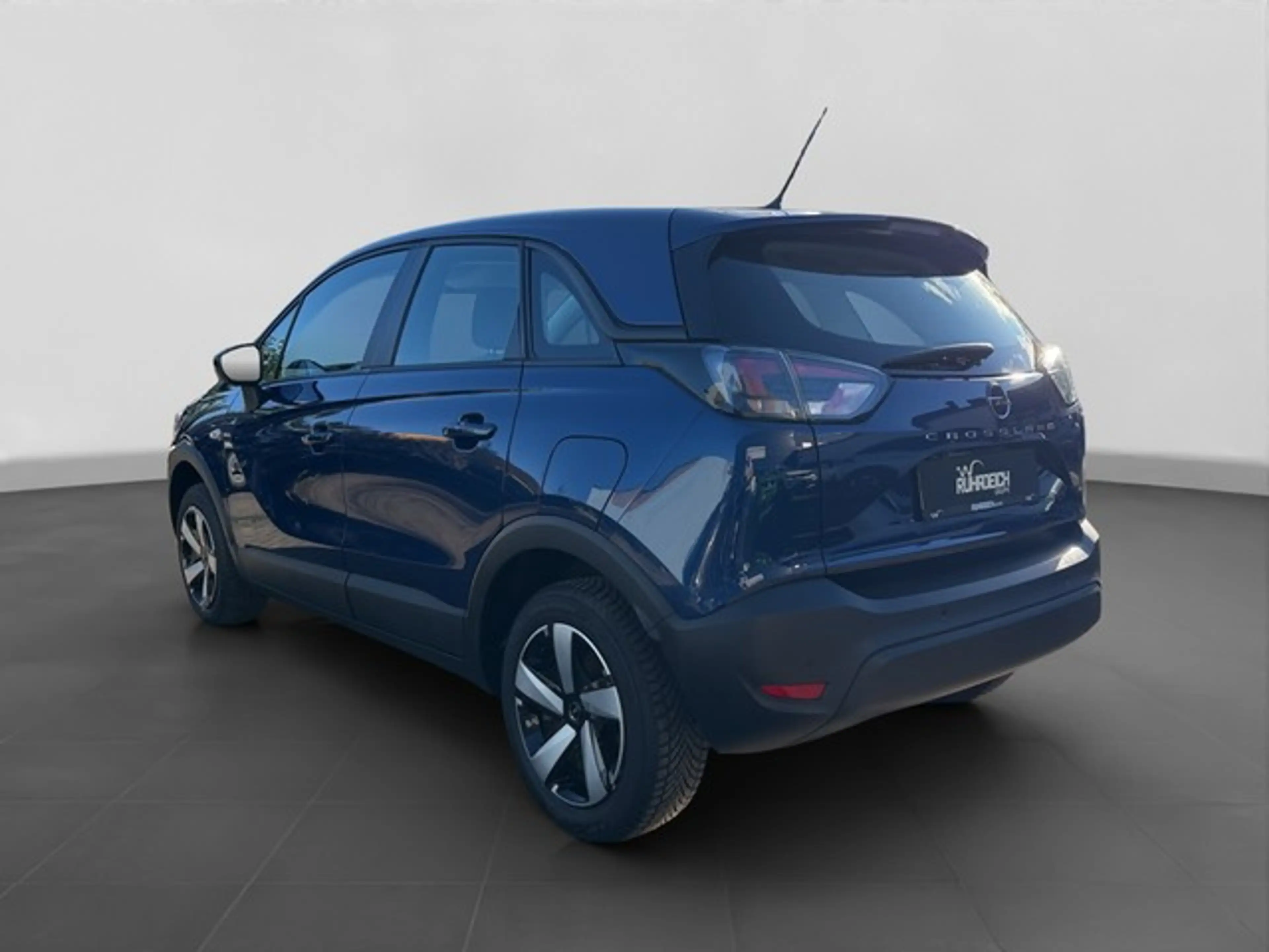 Opel Crossland Enjoy, 1.2 — photo 3