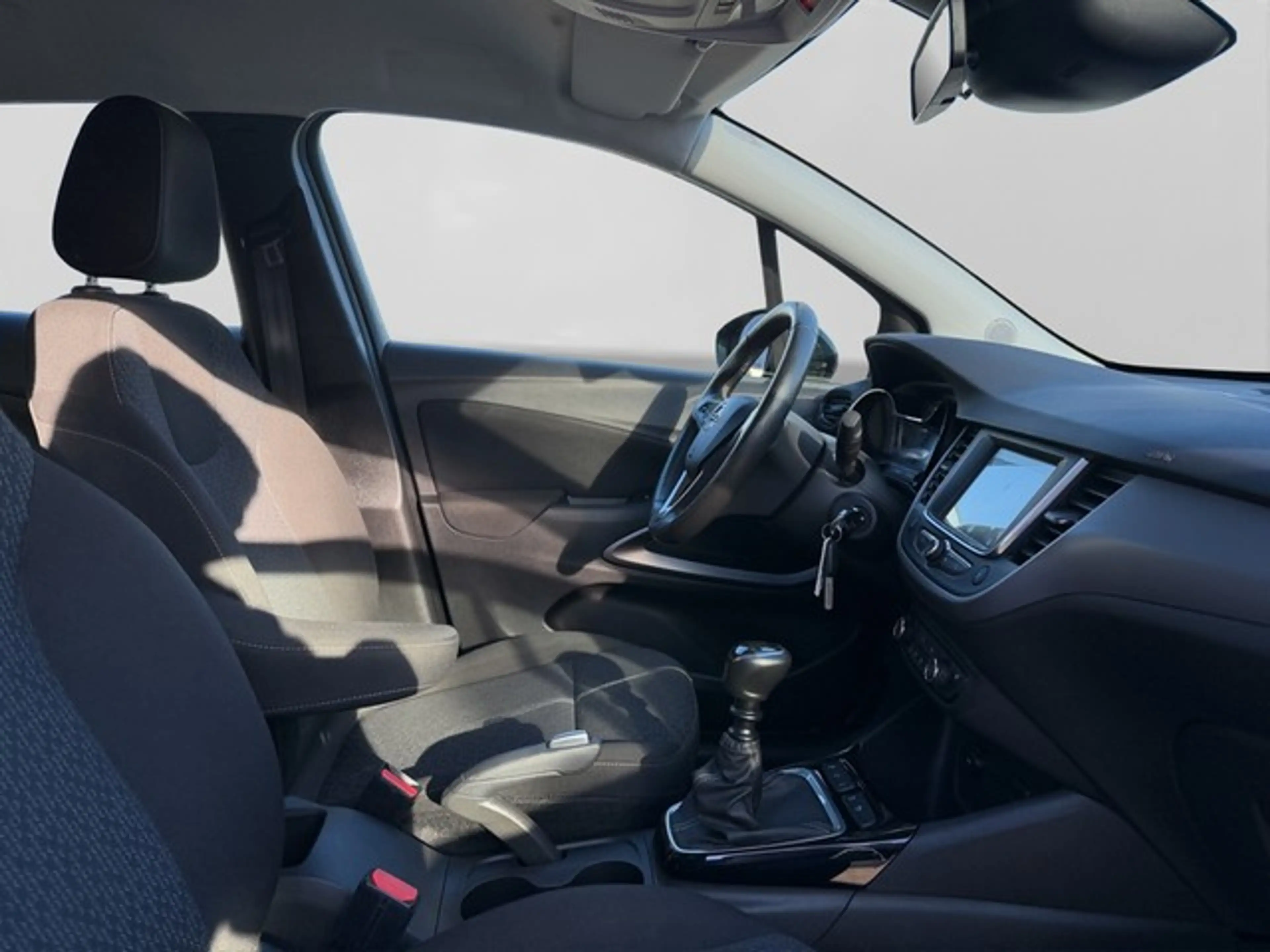 Opel Crossland Enjoy, 1.2 — photo 9