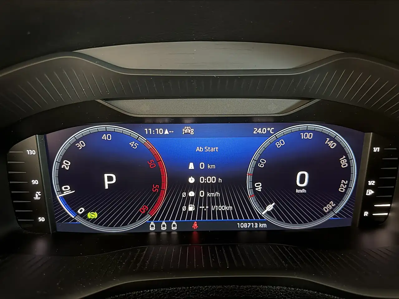 Skoda Karoq 2,0TDI DSG *LED*NAVI*AHK*ACC*Sitzheizung vo/hi*..., миниатюра 6