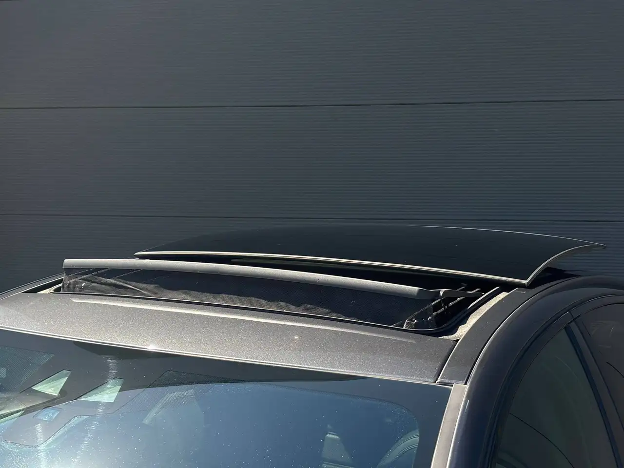 Jaguar Xe 2.0 T P250 R-Dynamic Black, миниатюра 4