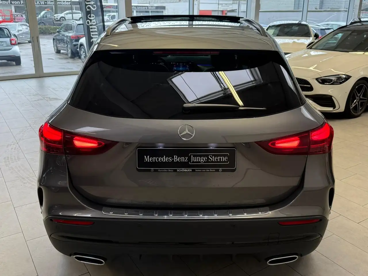 Mercedes-Benz GLA 220 d 4M AMG DISTR+PANO+BURM+MEMORY+HUD+EDW 6