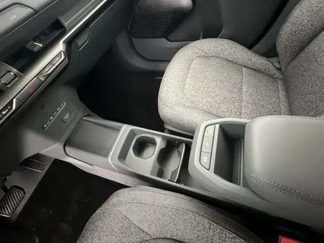 Kia Unknown Model view 14
