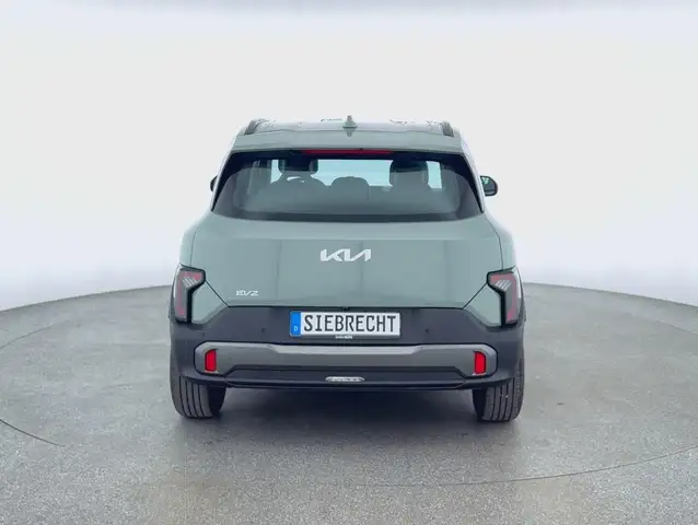 Kia Unknown Model view 4