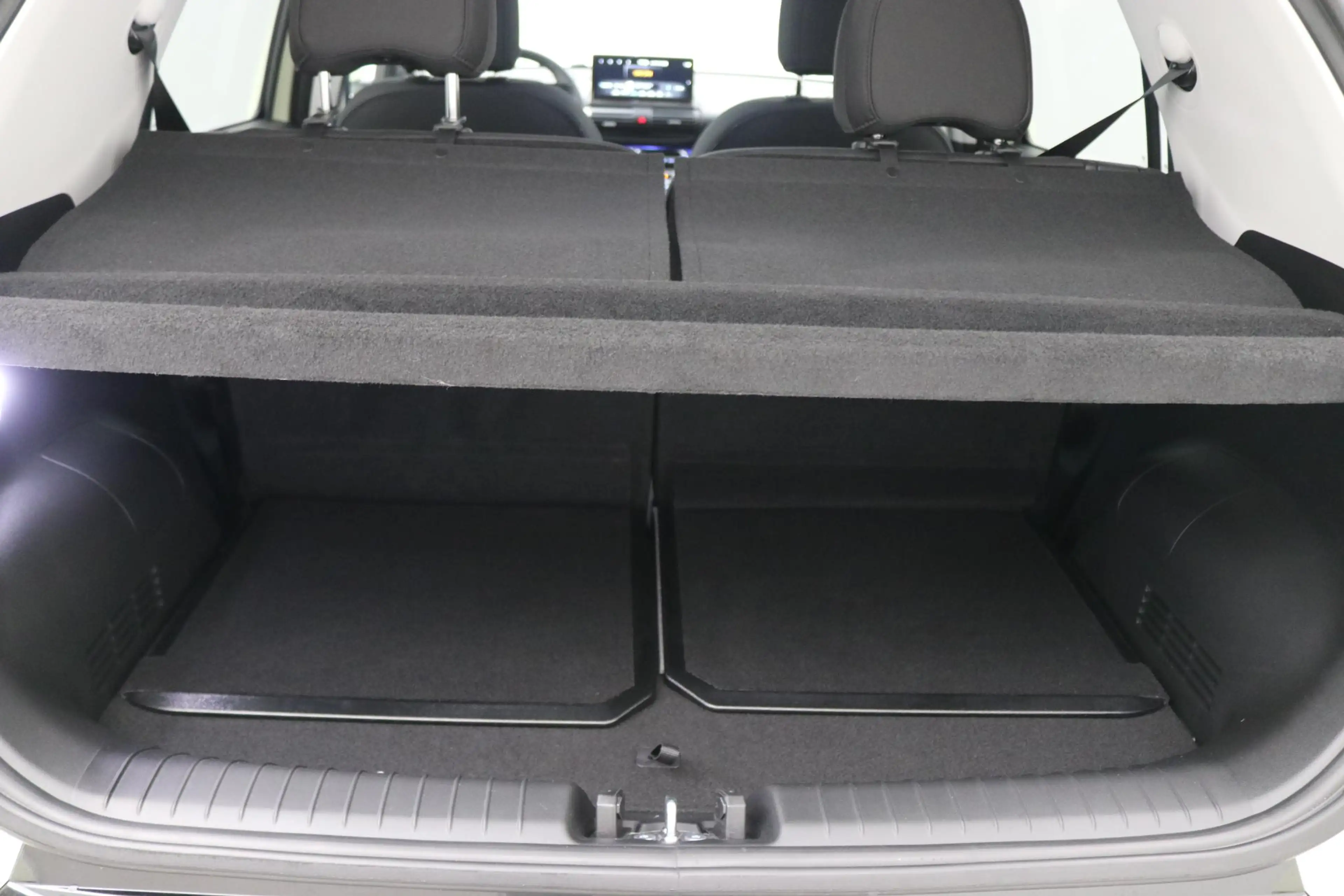 Hyundai Inster Evolve 49 kWh / Navigatie / Adaptieve Cruise Contr — photo 13