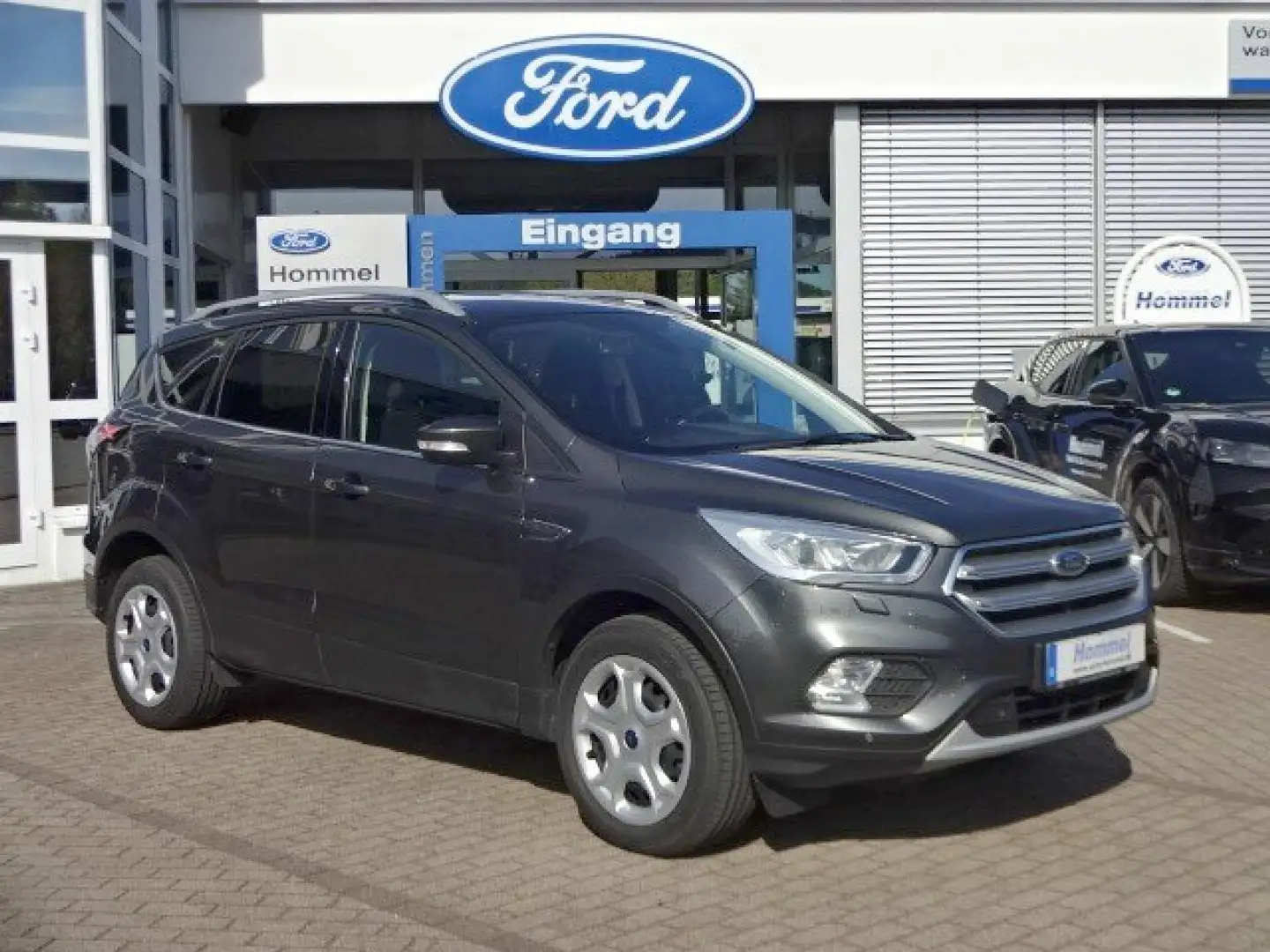 Ford Kuga Cool & Connect NAVI+PP+WINTERP.+TEMPOM. Grijs - 1