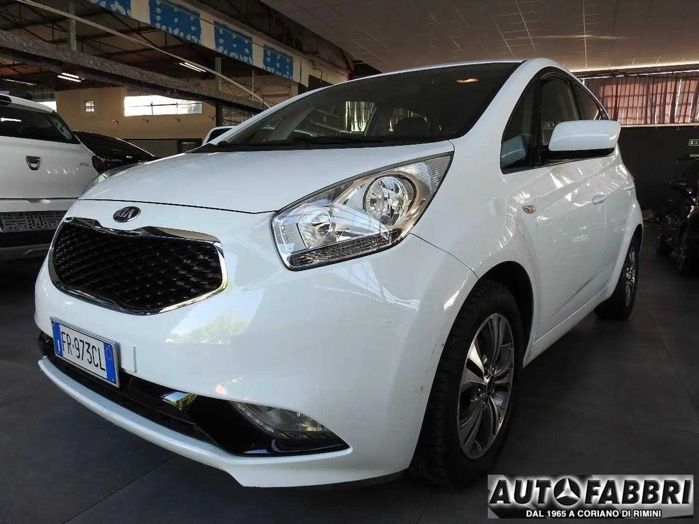 Kia Venga KIA -  -  1.4 EcoGPL Cool-Pelle-Retro Cam-Nav Bianco - 1
