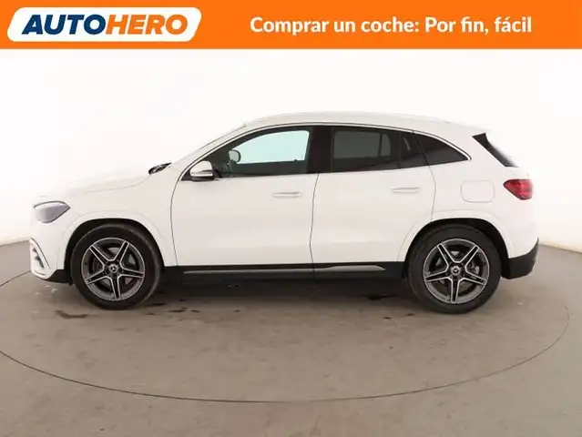 Mercedes-Benz Gla view 3