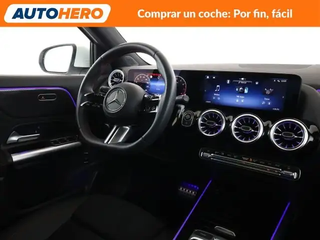 Mercedes-Benz Gla view 14