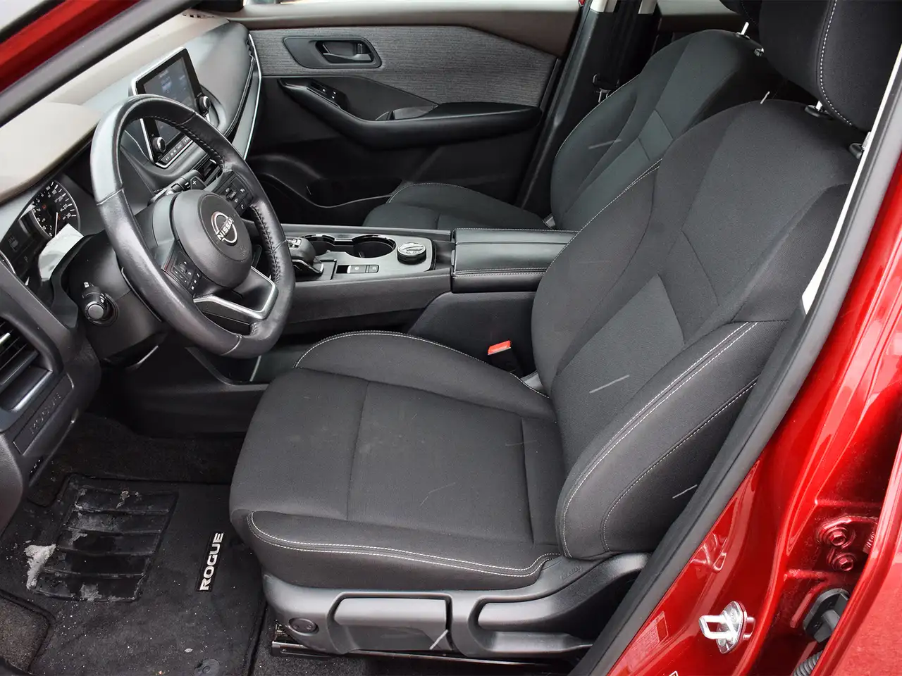 Nissan Rogue photo Nissan Rogue